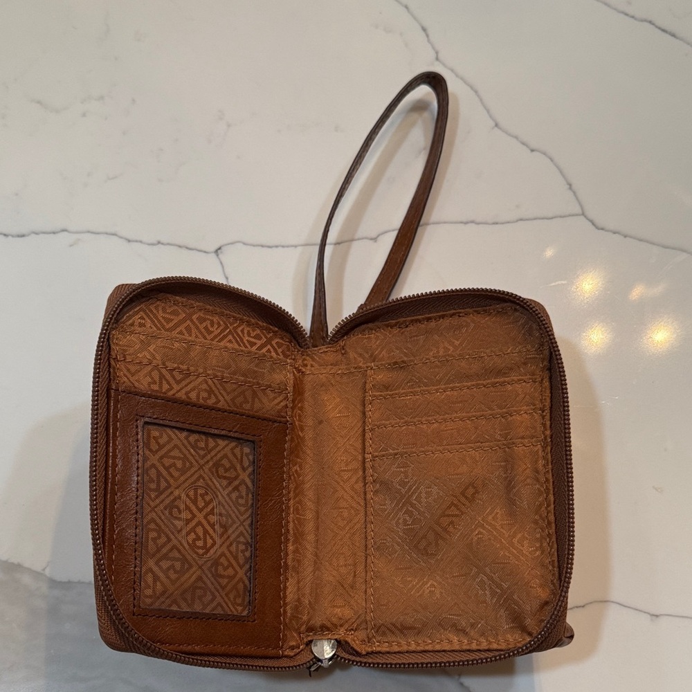 Relic Brown Leather Wristlet - Picture 3 of 3